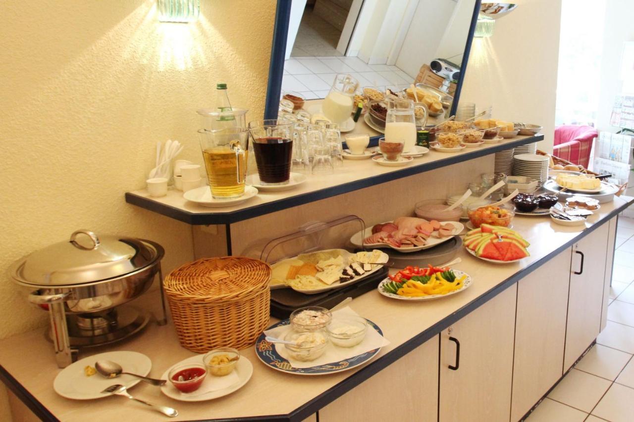 F-1010 Strandhaus Moenchgut Bed&Breakfast Dz 27 Terrasse, Strandnah, Inkl Fruehstueck Lobbe Ngoại thất bức ảnh